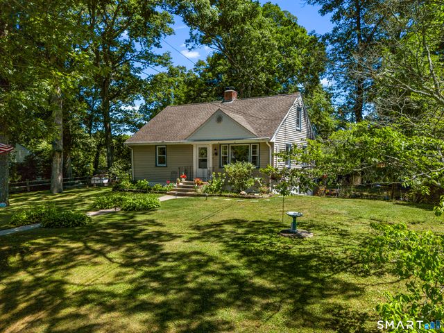 24 Forest Avenue, Groton, CT 06355