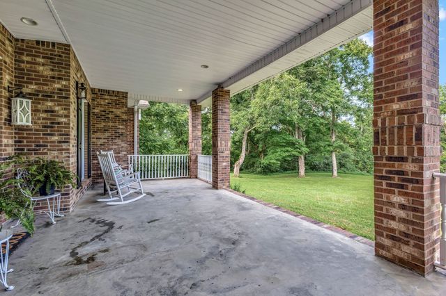 2600 Little Bartons Creek Rd, Cumberland Furnace, TN 37051