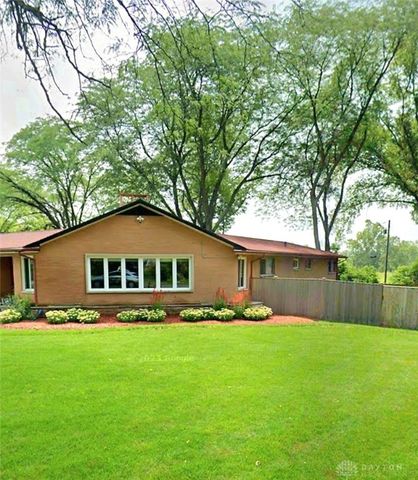 1230 Sunnyview Avenue, Dayton, OH 45406