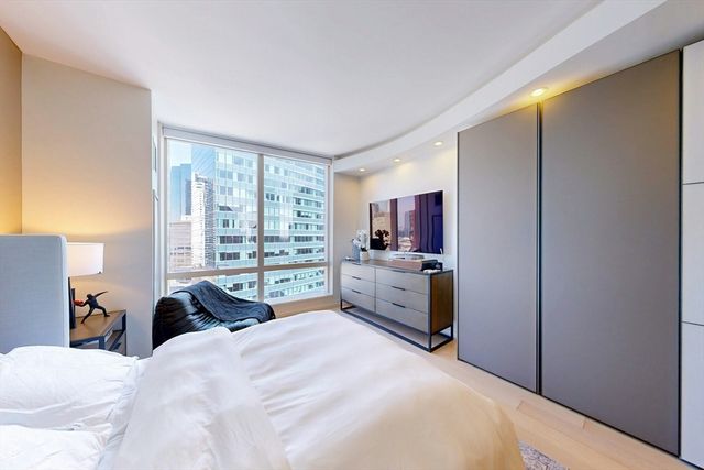 1 Franklin St 2308, Boston, MA 02110