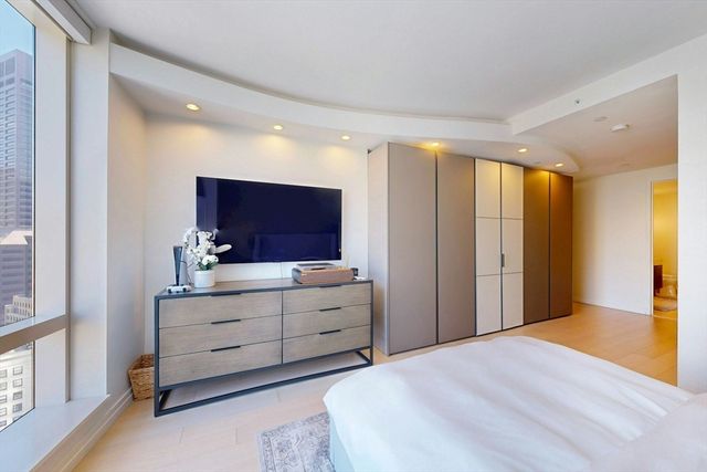 1 Franklin St 2308, Boston, MA 02110