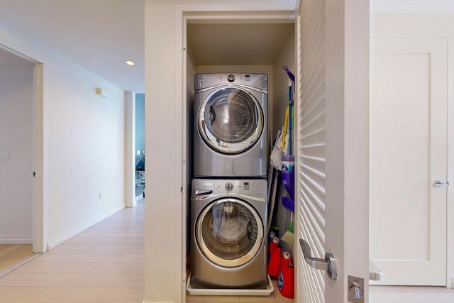 1 Franklin St 2308, Boston, MA 02110