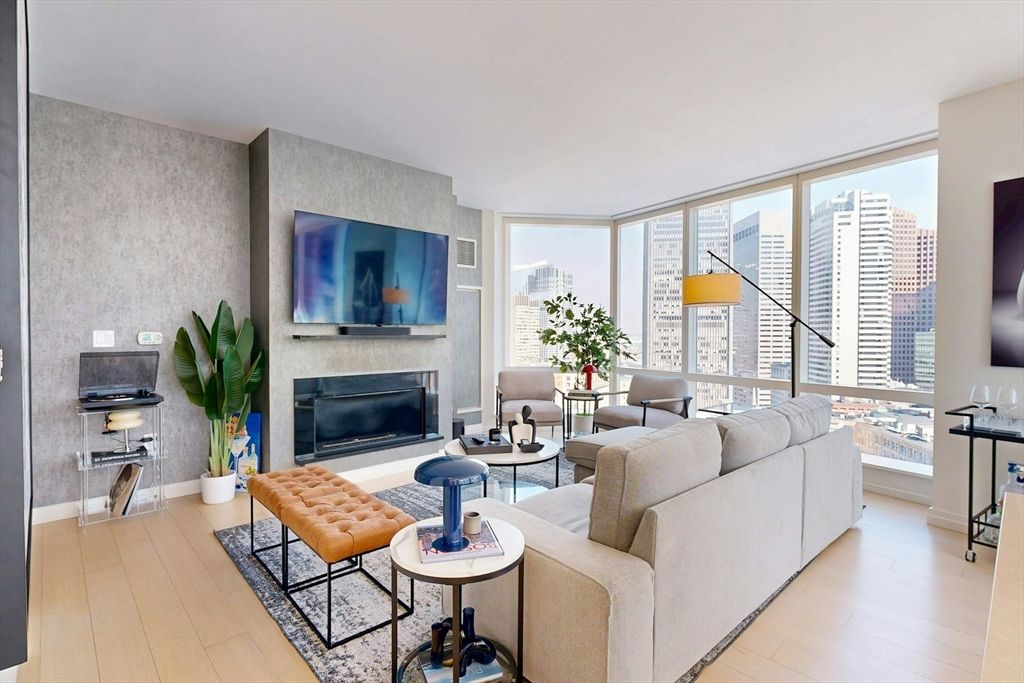 1 Franklin St 2308, Boston, MA 02110