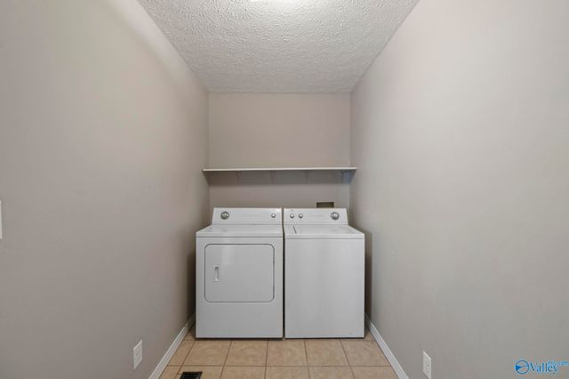 9245 Holt Springer Road, Athens, AL 35611