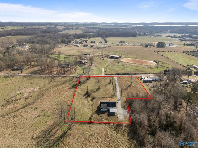 9245 Holt Springer Road, Athens, AL 35611