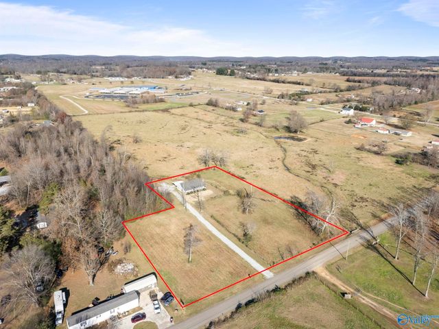 9245 Holt Springer Road, Athens, AL 35611