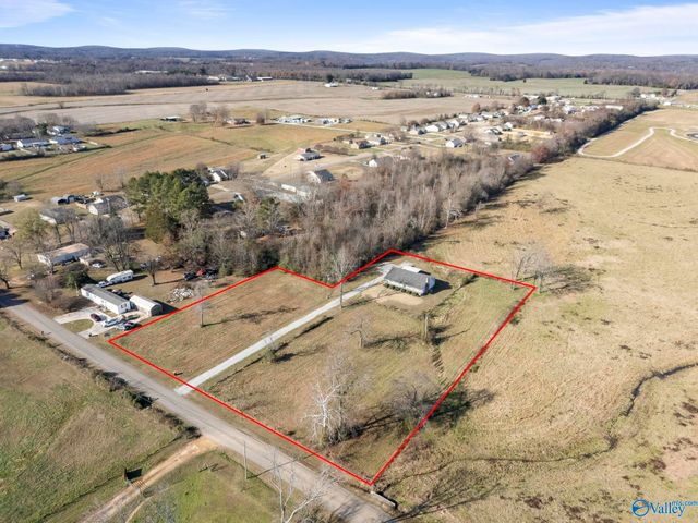 9245 Holt Springer Road, Athens, AL 35611