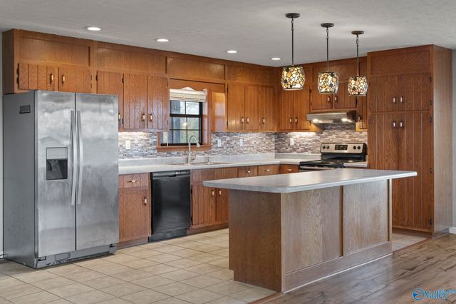 9245 Holt Springer Road, Athens, AL 35611