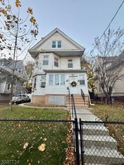21 Leslie St, Newark City, NJ 07108
