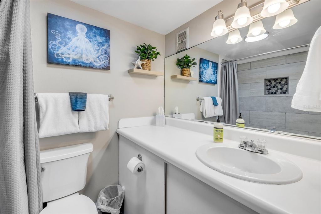 Image 13 of property listing at 3700 S ATLANTIC AVENUE 101, New Smyrna Beach, FL 32169