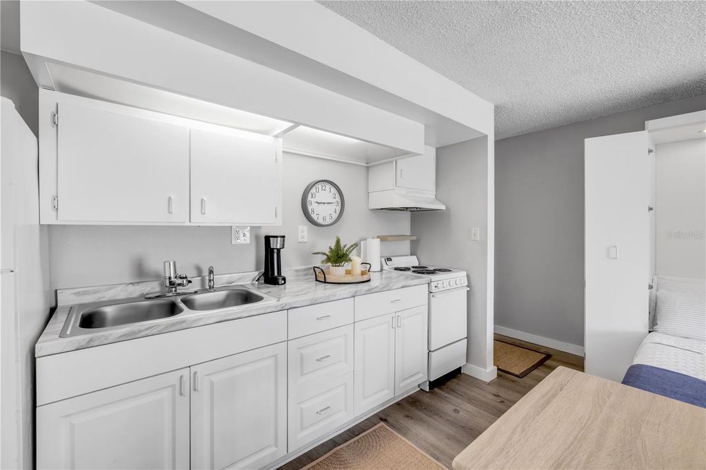 Image 10 of property listing at 3700 S ATLANTIC AVENUE 101, New Smyrna Beach, FL 32169