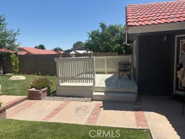 1017 E Avenue K6, Lancaster, CA 93535