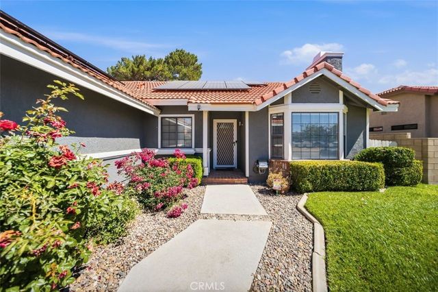 1017 E Avenue K6, Lancaster, CA 93535