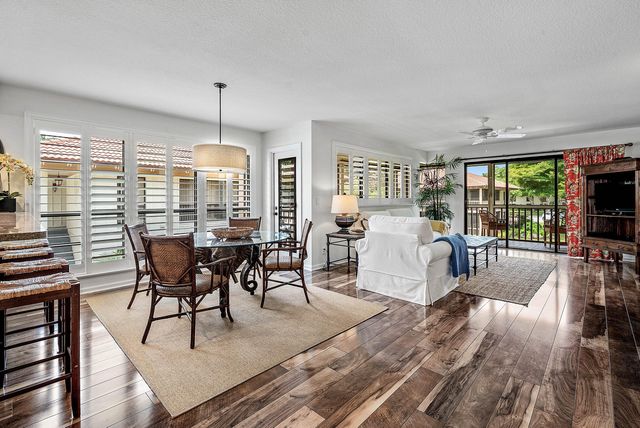 523 BRACKENWOOD Place, Palm Beach Gardens, FL 33418