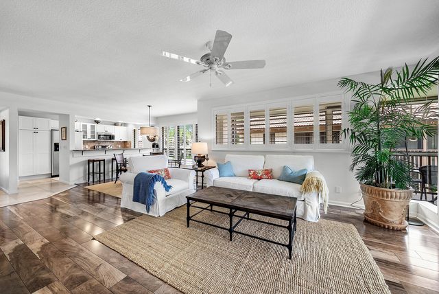 523 BRACKENWOOD Place, Palm Beach Gardens, FL 33418
