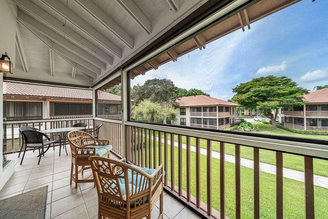 523 BRACKENWOOD Place, Palm Beach Gardens, FL 33418