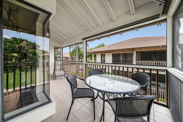 523 BRACKENWOOD Place, Palm Beach Gardens, FL 33418