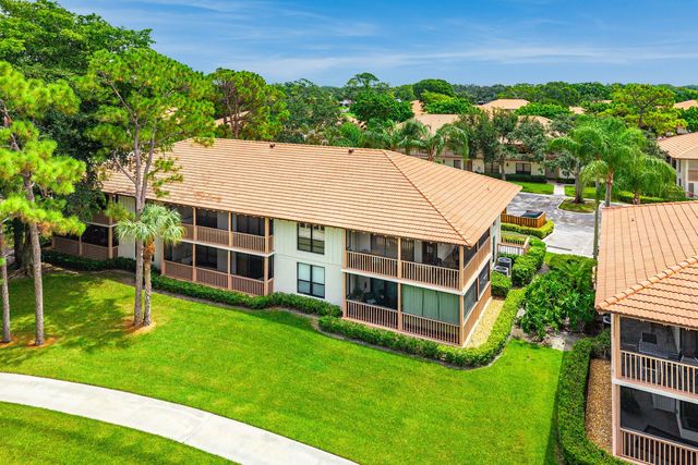 523 BRACKENWOOD Place, Palm Beach Gardens, FL 33418