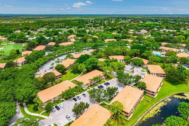 523 BRACKENWOOD Place, Palm Beach Gardens, FL 33418