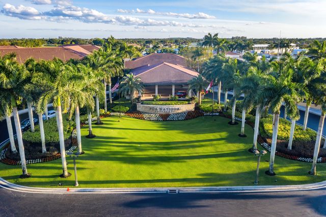 523 BRACKENWOOD Place, Palm Beach Gardens, FL 33418