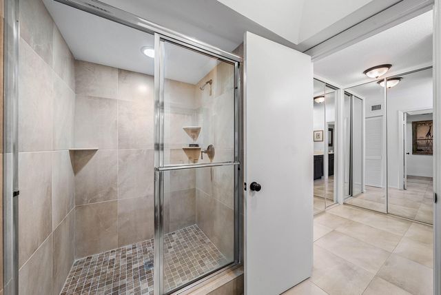 523 BRACKENWOOD Place, Palm Beach Gardens, FL 33418