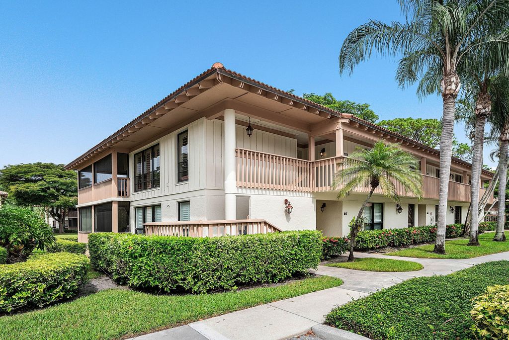 523 BRACKENWOOD Place, Palm Beach Gardens, FL 33418
