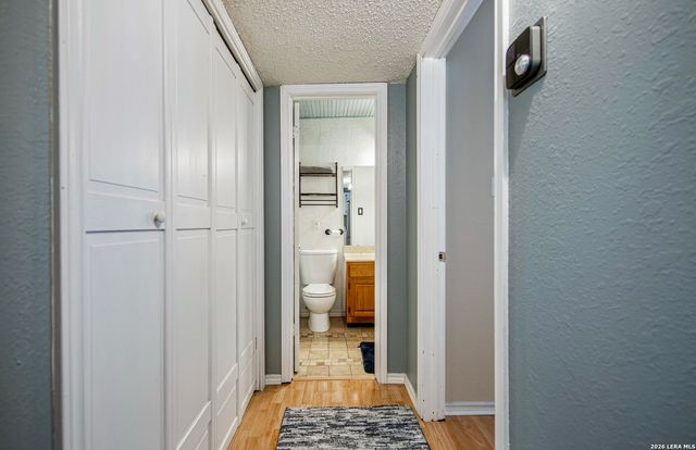 8611 Datapoint Dr Apt 46, San Antonio, TX 78229