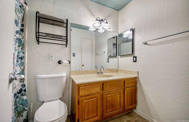 8611 Datapoint Dr Apt 46, San Antonio, TX 78229
