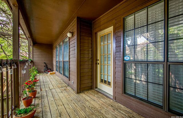 8611 Datapoint Dr Apt 46, San Antonio, TX 78229