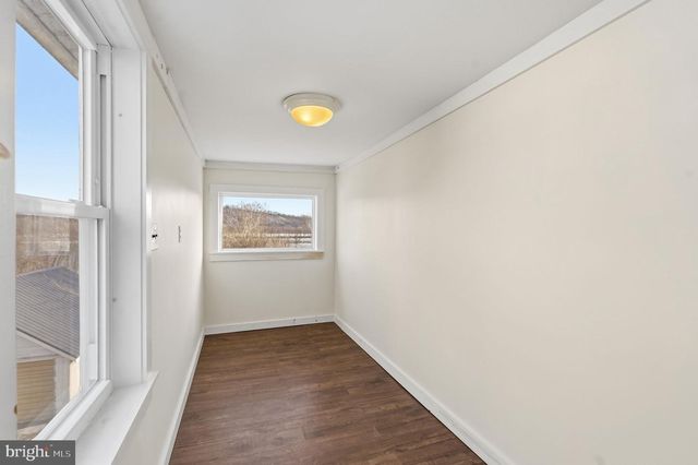 1373 MAIN ST, Port Trevorton, PA 17864