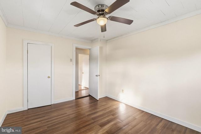 1373 MAIN ST, Port Trevorton, PA 17864