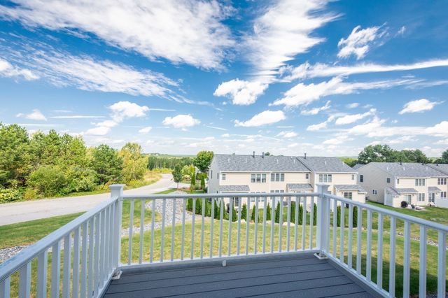 1204 Hazelwood Way 1204, Clinton, MA 01510