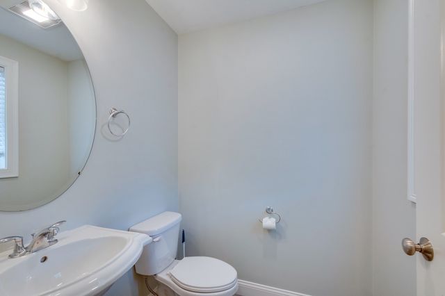 1204 Hazelwood Way 1204, Clinton, MA 01510