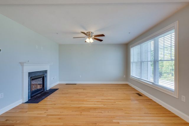 1204 Hazelwood Way 1204, Clinton, MA 01510