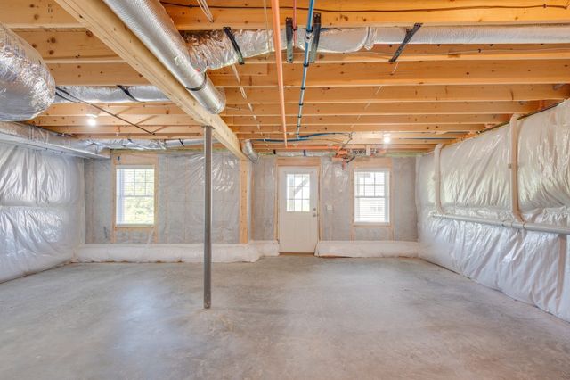 1204 Hazelwood Way 1204, Clinton, MA 01510