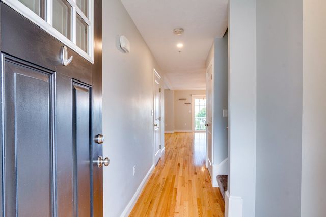 1204 Hazelwood Way 1204, Clinton, MA 01510