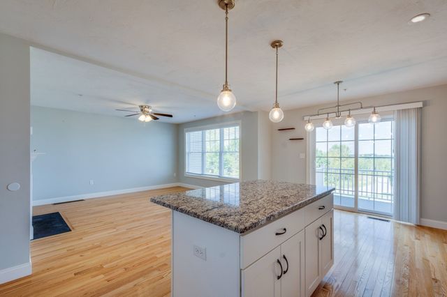 1204 Hazelwood Way 1204, Clinton, MA 01510