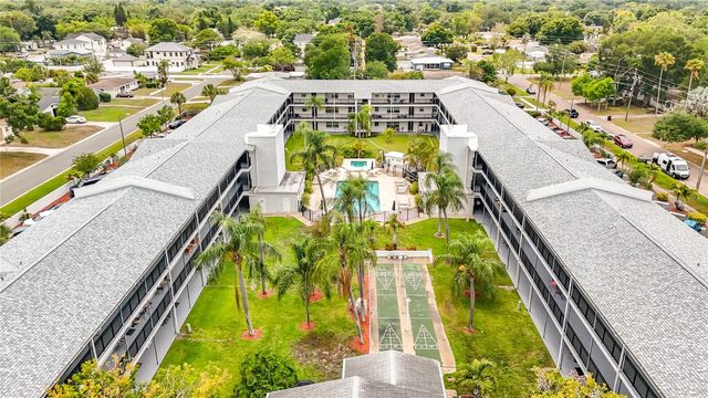 4050 4TH STREET N 304, St Petersburg, FL 33703
