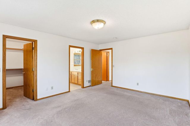 8932 Prestwick Circle N, Brooklyn Park, MN 55443