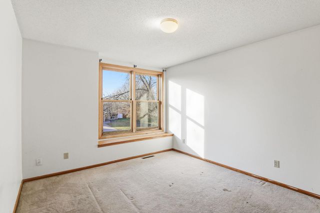 8932 Prestwick Circle N, Brooklyn Park, MN 55443