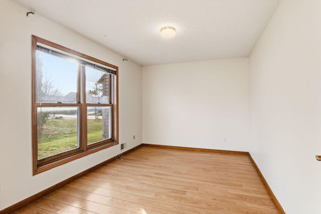 8932 Prestwick Circle N, Brooklyn Park, MN 55443