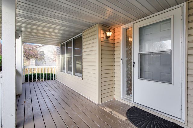 8932 Prestwick Circle N, Brooklyn Park, MN 55443