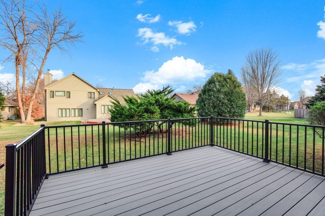 8932 Prestwick Circle N, Brooklyn Park, MN 55443