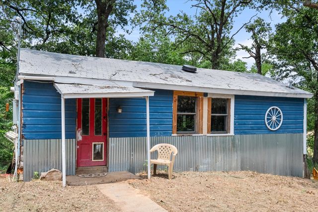 208 Waikiki Trail, Tool, TX 75143