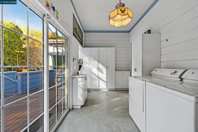 610 Quinan St, Pinole, CA 94564