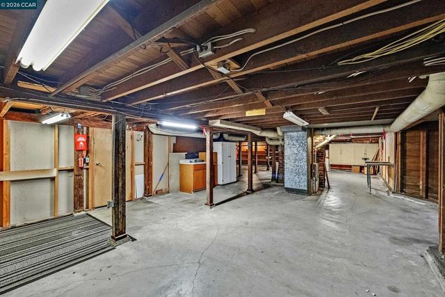 610 Quinan St, Pinole, CA 94564