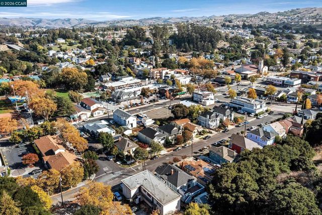 610 Quinan St, Pinole, CA 94564