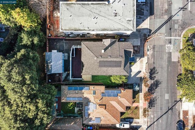 610 Quinan St, Pinole, CA 94564