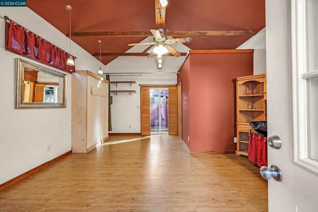 610 Quinan St, Pinole, CA 94564