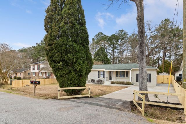 217 Blossom Street, Goose Creek, SC 29445